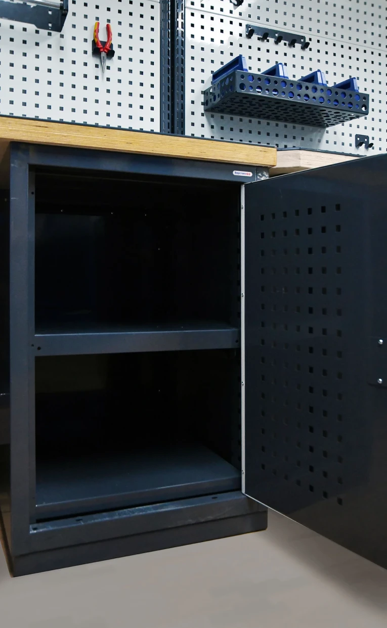 Верстак FBK 205.347-1 купить в Саратове