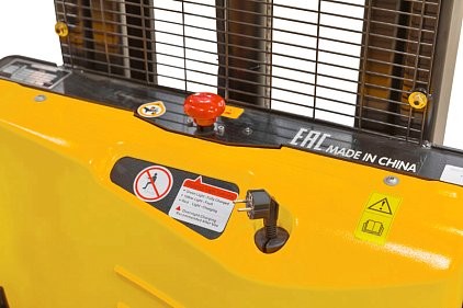 Штабелер электрический самоходный EST122 (1200 кг; 3 м; 24В / 105Ач) SMARTLIFT (SMART) купить в Саратове