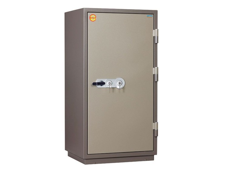 Огнестойкий сейф Valberg FRS-140.T-KL купить в Саратове