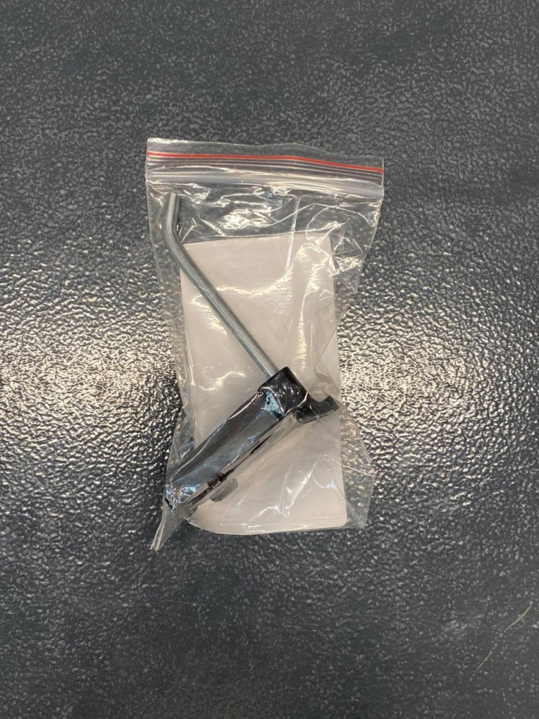 Крючок 75 мм купить в Саратове