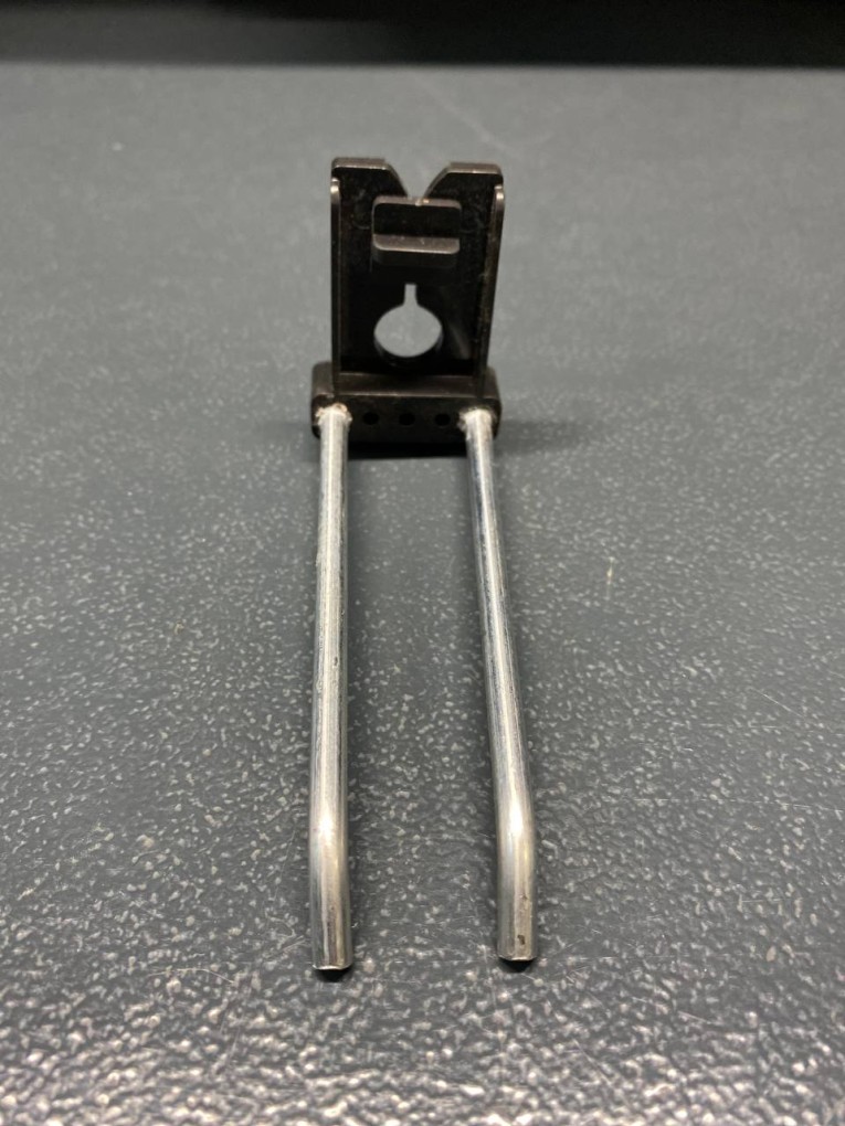 Крючок двойной 100 мм купить в Саратове