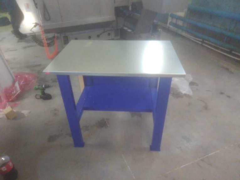 Верстак-стол бестумбовый ВП-1 купить в Саратове