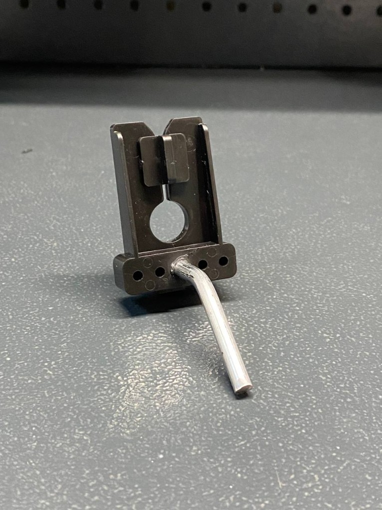 Крючок наклонный 50 мм купить в Саратове Крючок наклонный 50 мм купить в Саратове