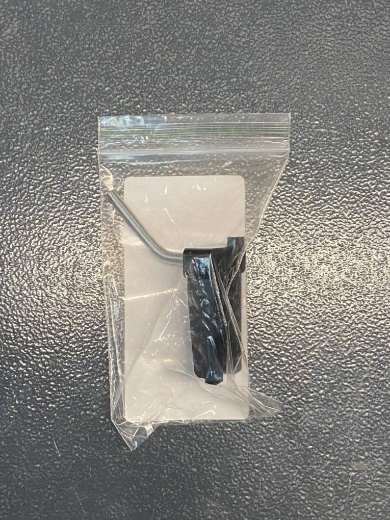 Крючок наклонный 50 мм купить в Саратове Крючок наклонный 50 мм купить в Саратове