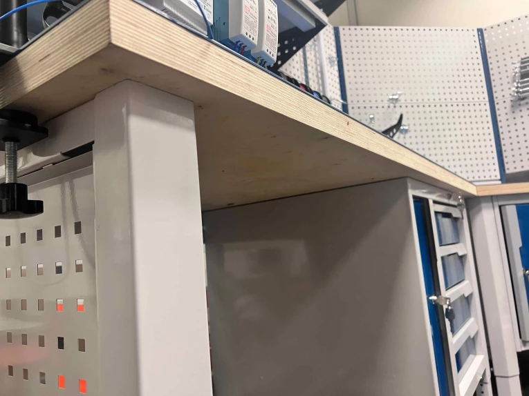 Стол-верстак Craft 2202.S4L34.24-2F купить в Саратове