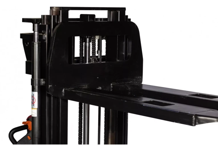 Штабелер электрический самоходный 1,6 т - 4,6 м Вилы: 1150 , АКБ Свинцово - кислотная, CL1646GP SIBLINE купить в Саратове Штабелер электрический самоходный 1,6 т - 4,6 м Вилы: 1150 , АКБ Свинцово - кислотная, CL1646GP SIBLINE купить в Саратове