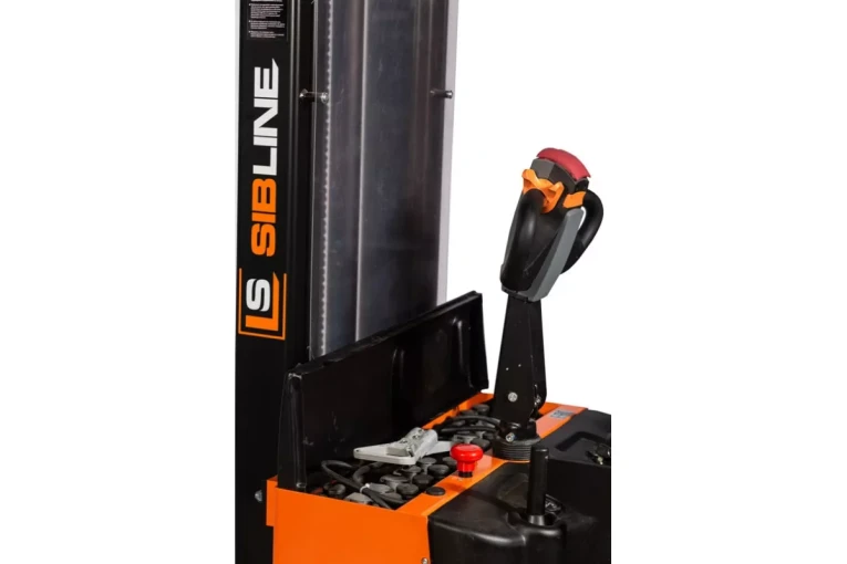 Штабелер электрический самоходный с платформой 2 т - 4,5 м Вилы: 1150 , АКБ Свинцово - кислотная, CL2045W SIBLINE купить в Саратове