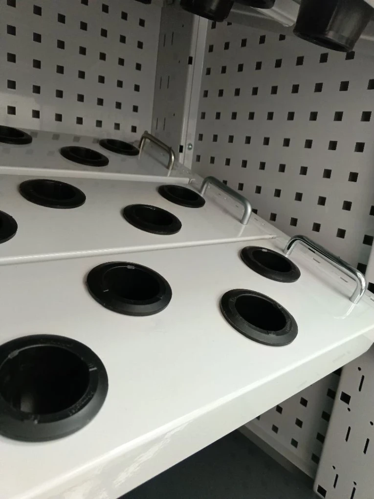 Шкаф инструментальный FBK 20 R.B3.1S (9403.7503) купить в Саратове Шкаф инструментальный FBK 20 R.B3.1S (9403.7503) купить в Саратове